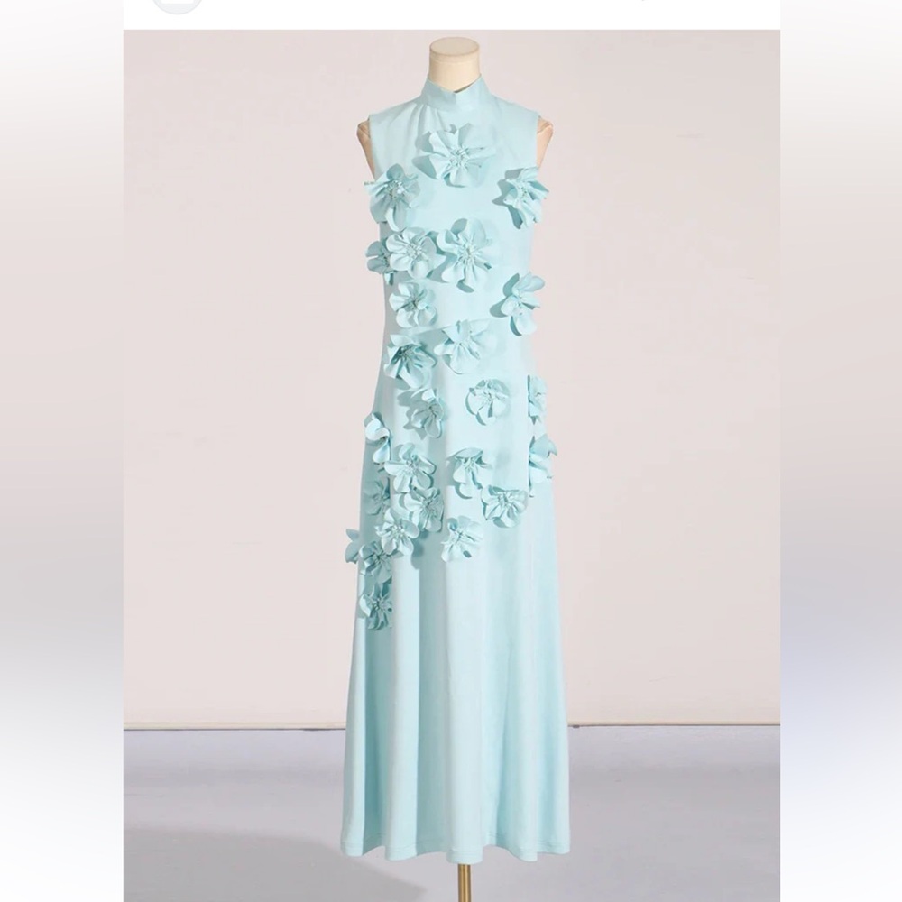 Lena Elegant Sleeveless Blue Floral Maxi Dress Never Worn Size Large